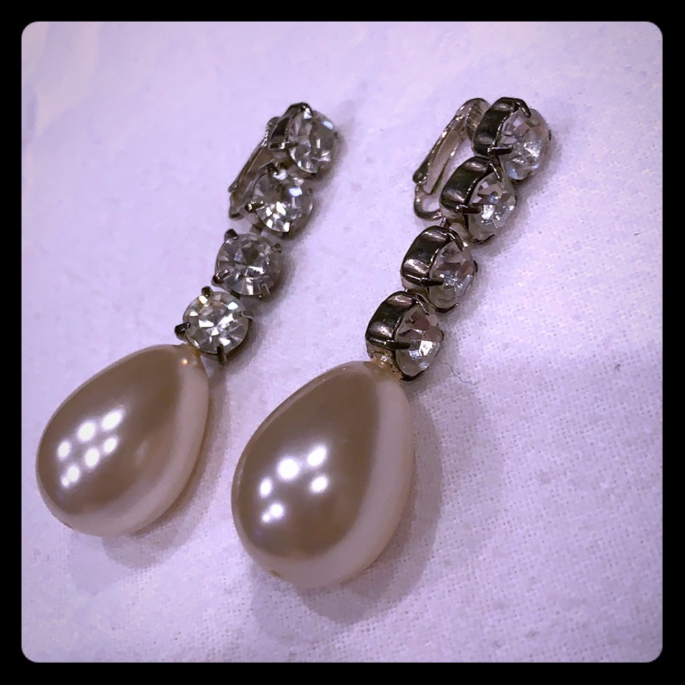 White and Cream Clip On Earrings